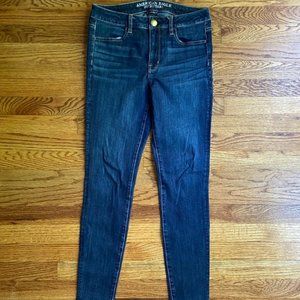 American Eagle High Rise Jegging